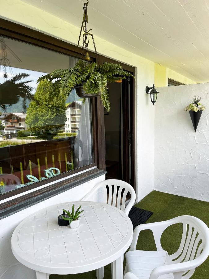 Apartment Zachary- 2 Bedroom -Austrian Alpine Getaways Капрун Екстериор снимка